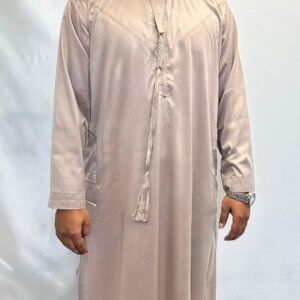 luxuries lavender emirati thobe (copy)