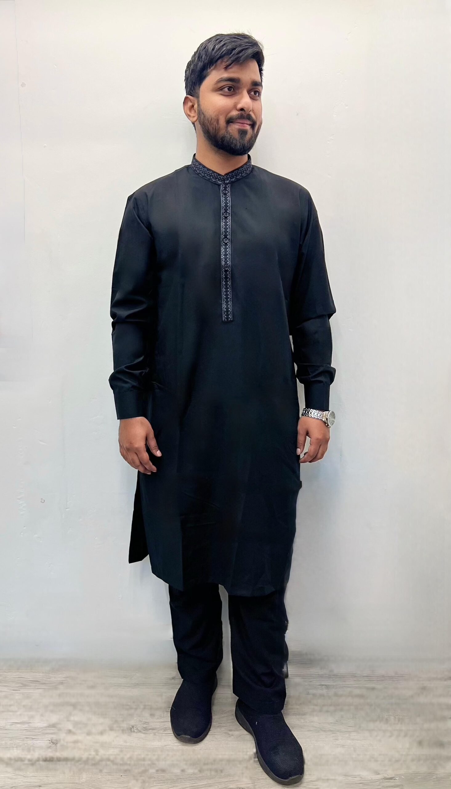 luxries black shalwar kameez with band