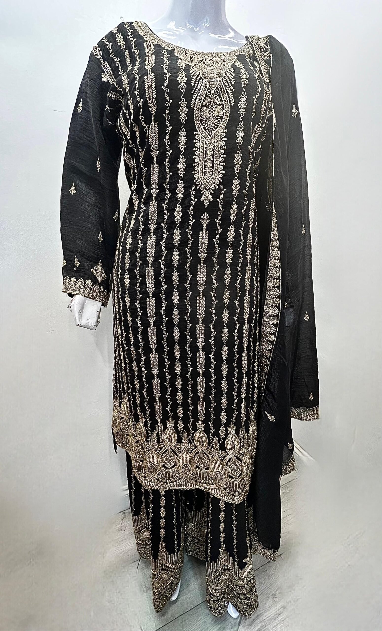 Luxuries Sharara Suit